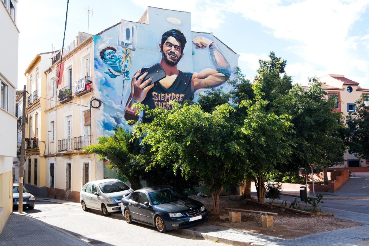 Street Art Fantasy 1 Apartment มาลากา ภายนอก รูปภาพ